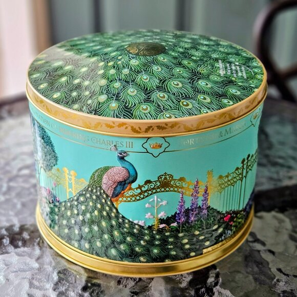Fortnum & Mason King Charles Coronation Peacock Musical Biscuit Tin (Empty) - Picture 7 of 9